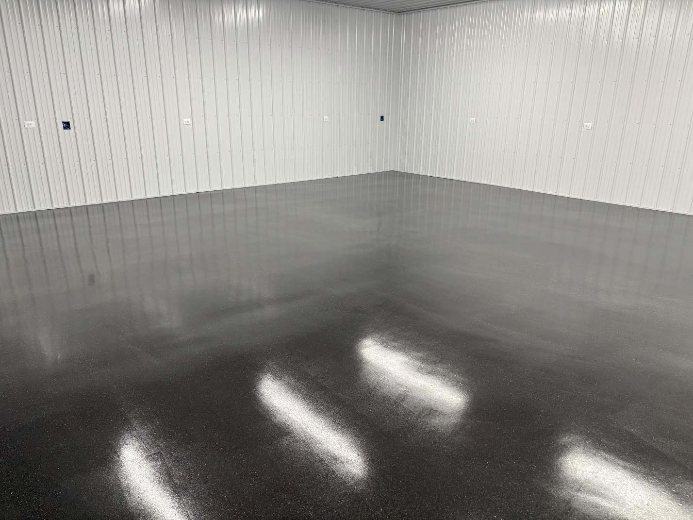 A floor coated with a terrazzanite coating.